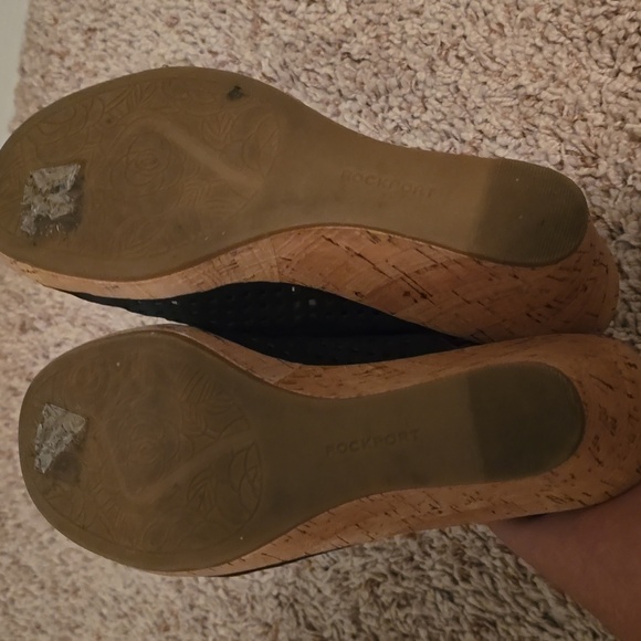 Rockport Womens Black Wedge Peep Toe Wedges EUC Size 7.5 (Bin 1) - Picture 10 of 10